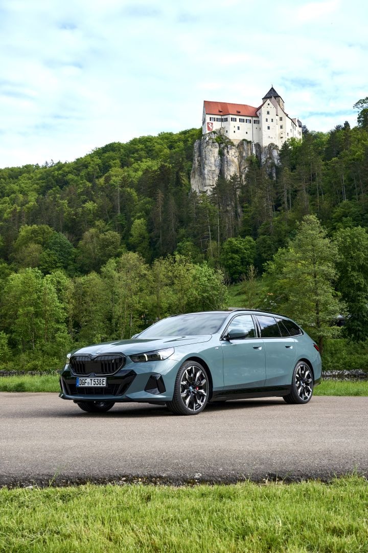 Bmw I5 Touring photo 219