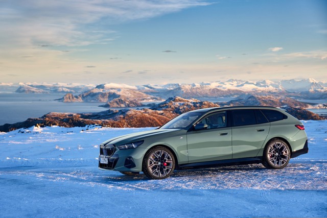 Bmw I5 Touring Foto 17