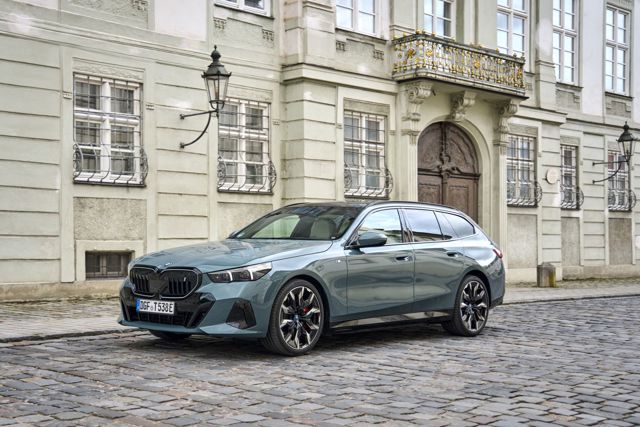Bmw I5 Touring Foto 231