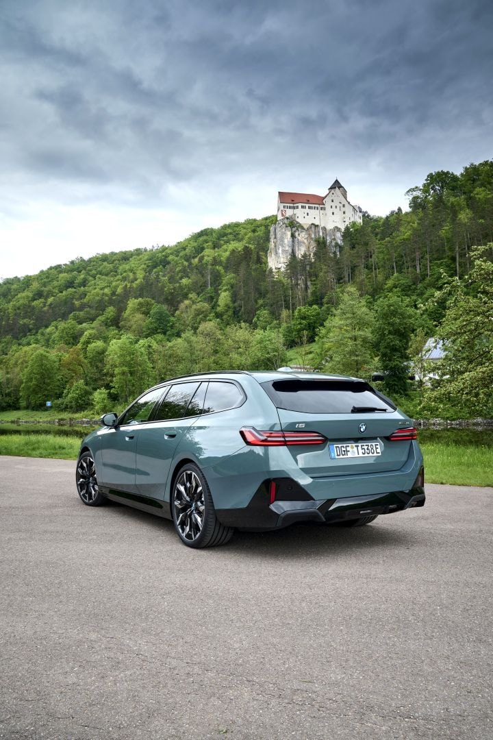 Bmw I5 Touring photo 234