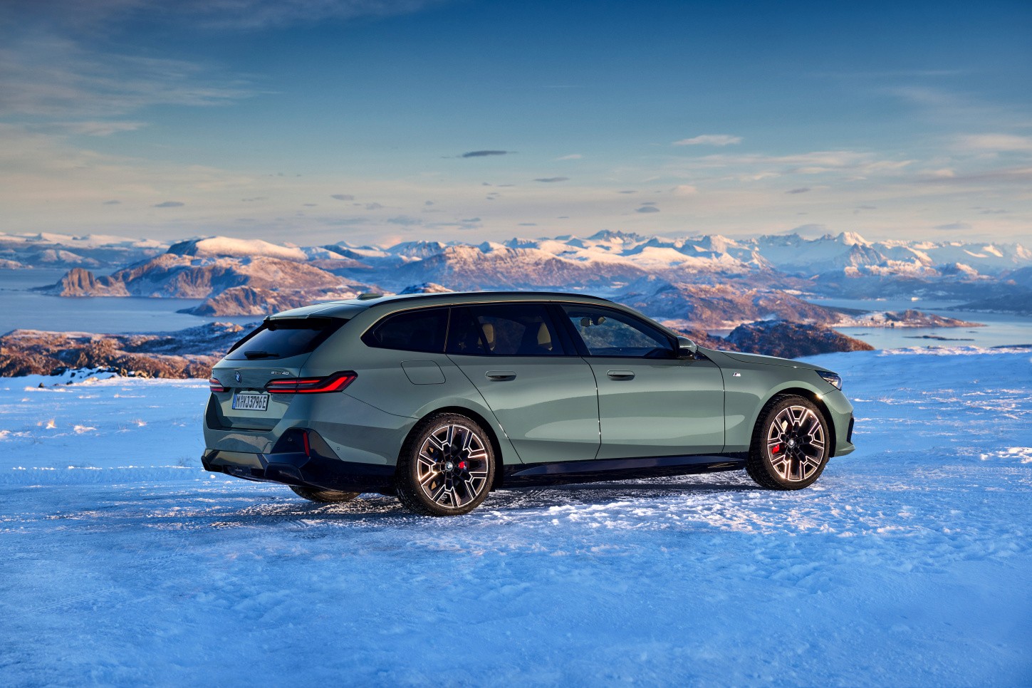 Bmw I5 Touring photo 19