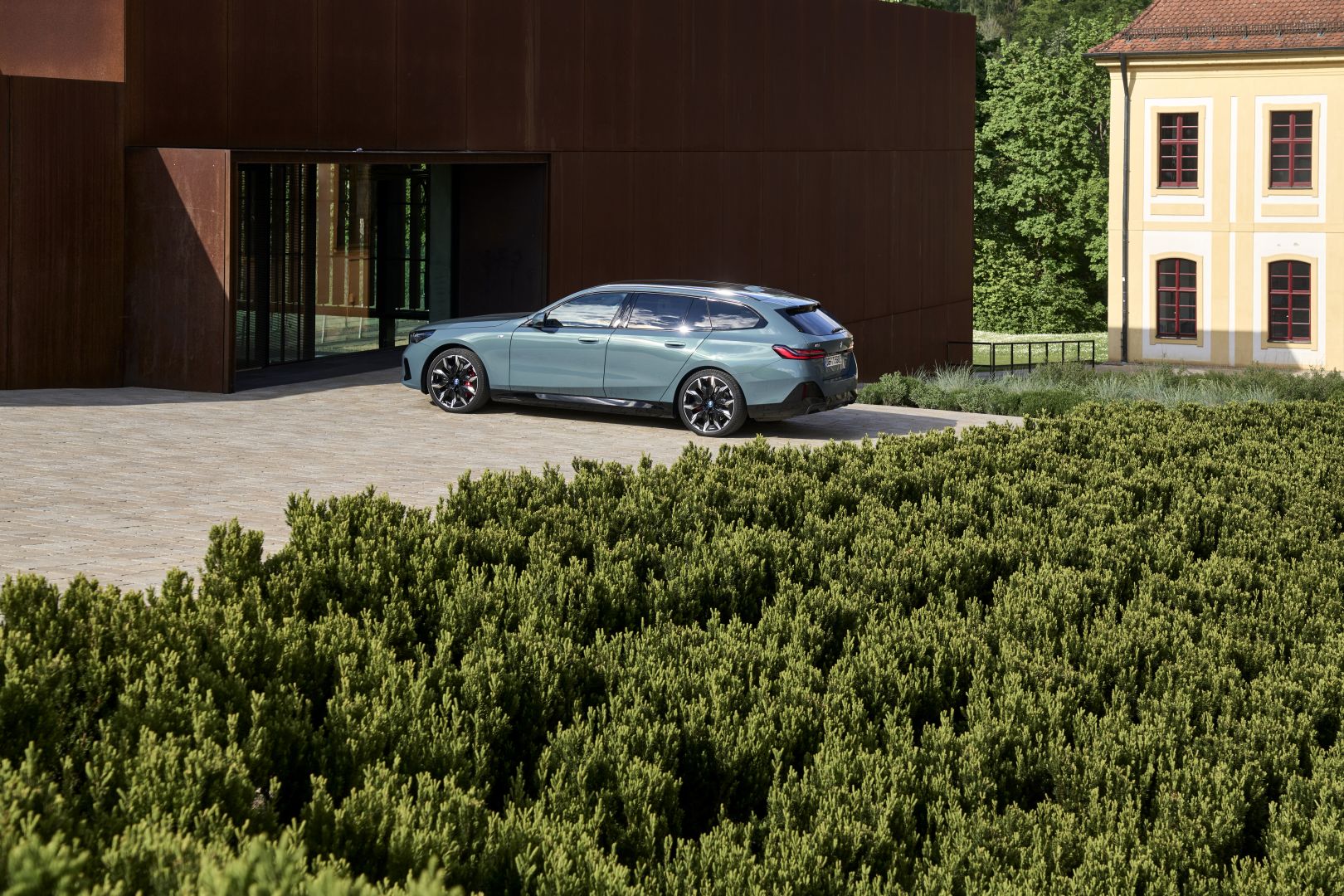 Bmw I5 Touring photo 246