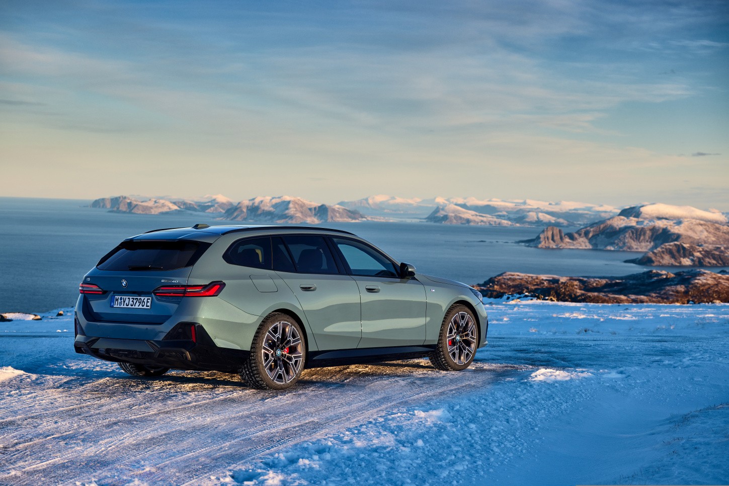 Bmw I5 Touring photo 28