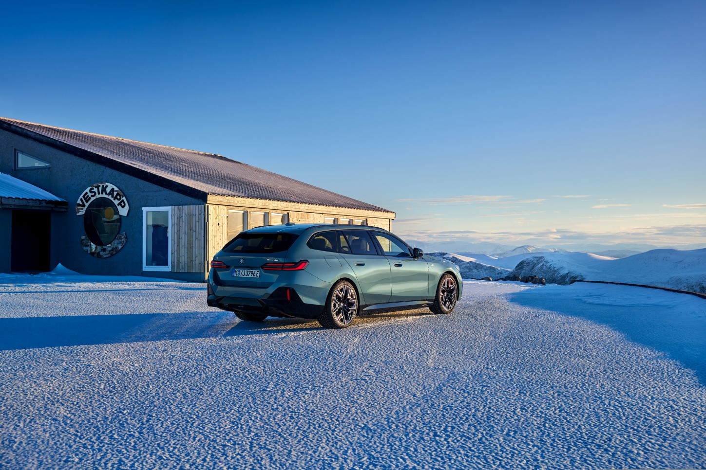 Bmw I5 Touring photo 30