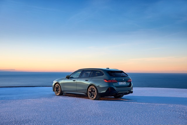 Bmw I5 Touring Foto 32