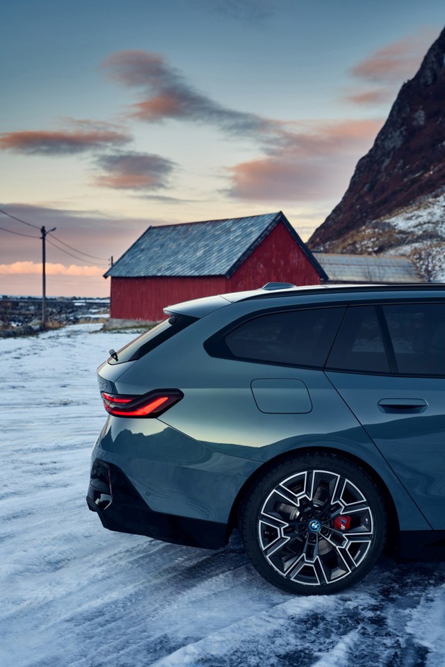 Bmw I5 Touring Foto 36
