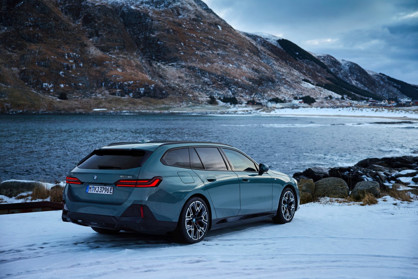 Bmw I5 Touring photo 46