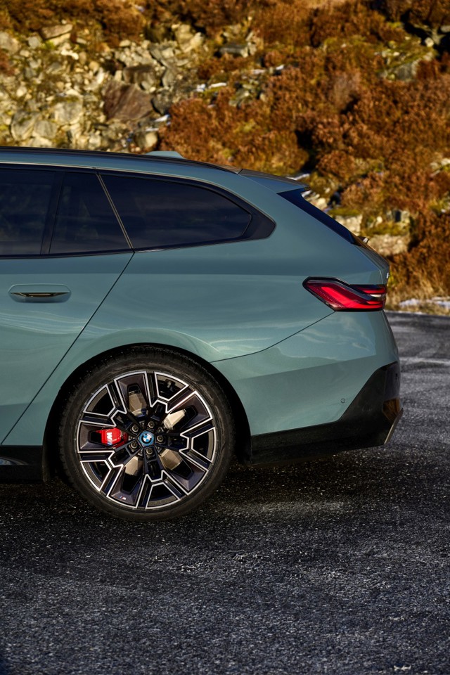 Bmw I5 Touring Foto 51
