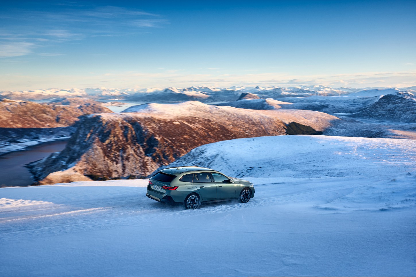 Bmw I5 Touring photo 56