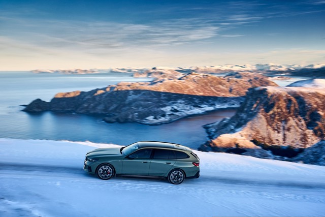 Bmw I5 Touring Foto 57