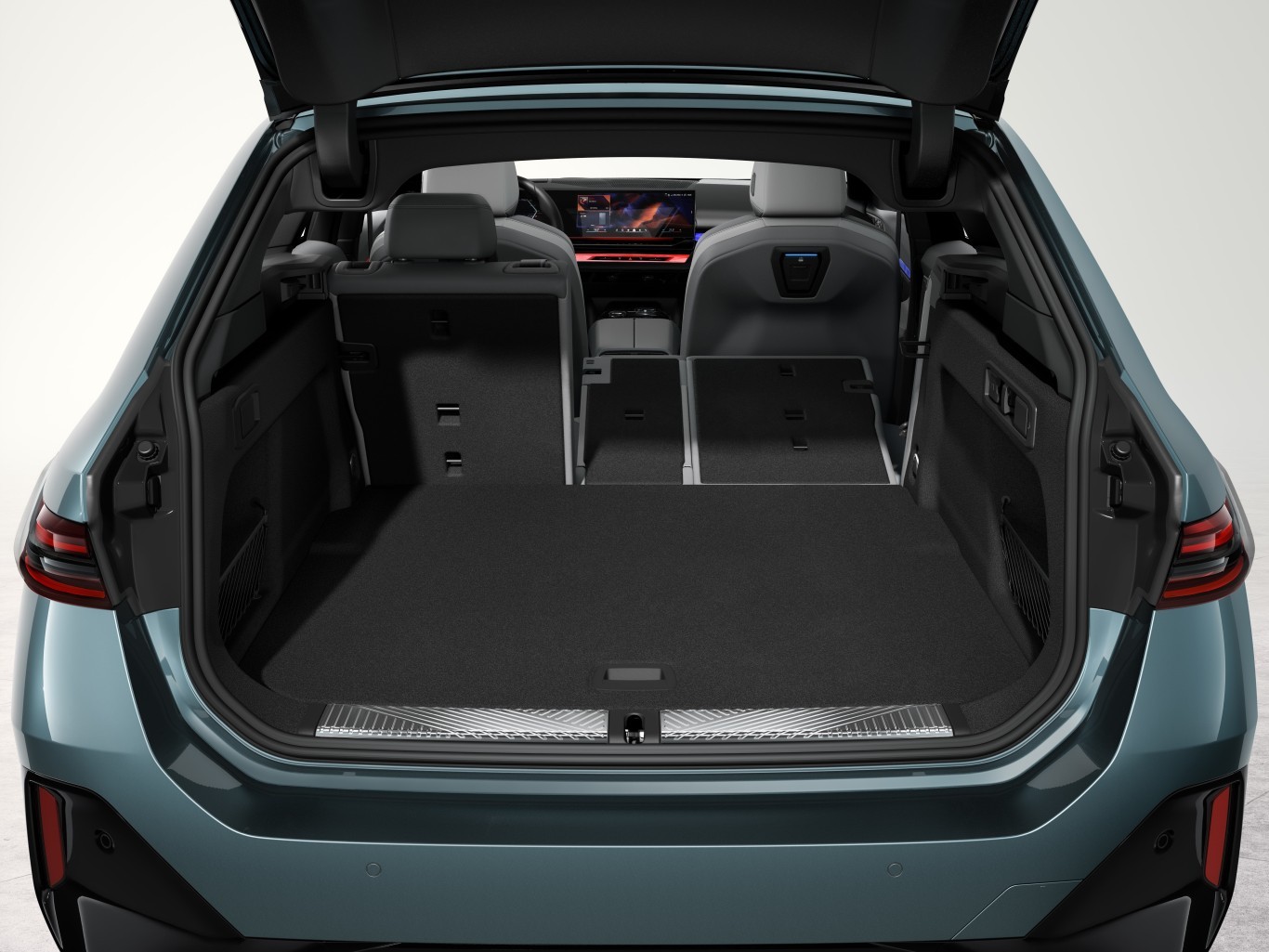 Bmw I5 Touring photo 274