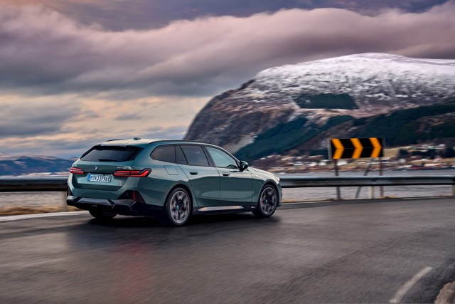 Bmw I5 Touring Foto 73