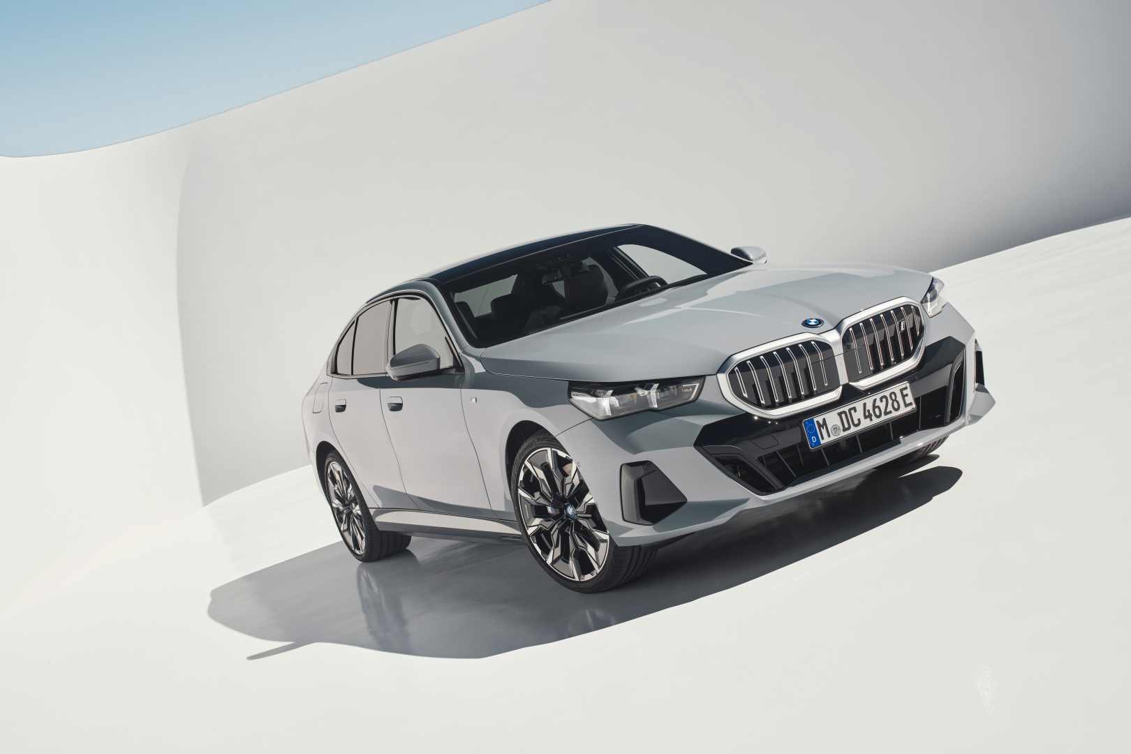 Bmw I5 photo 99
