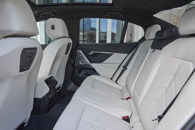 Bmw I5 photo 476