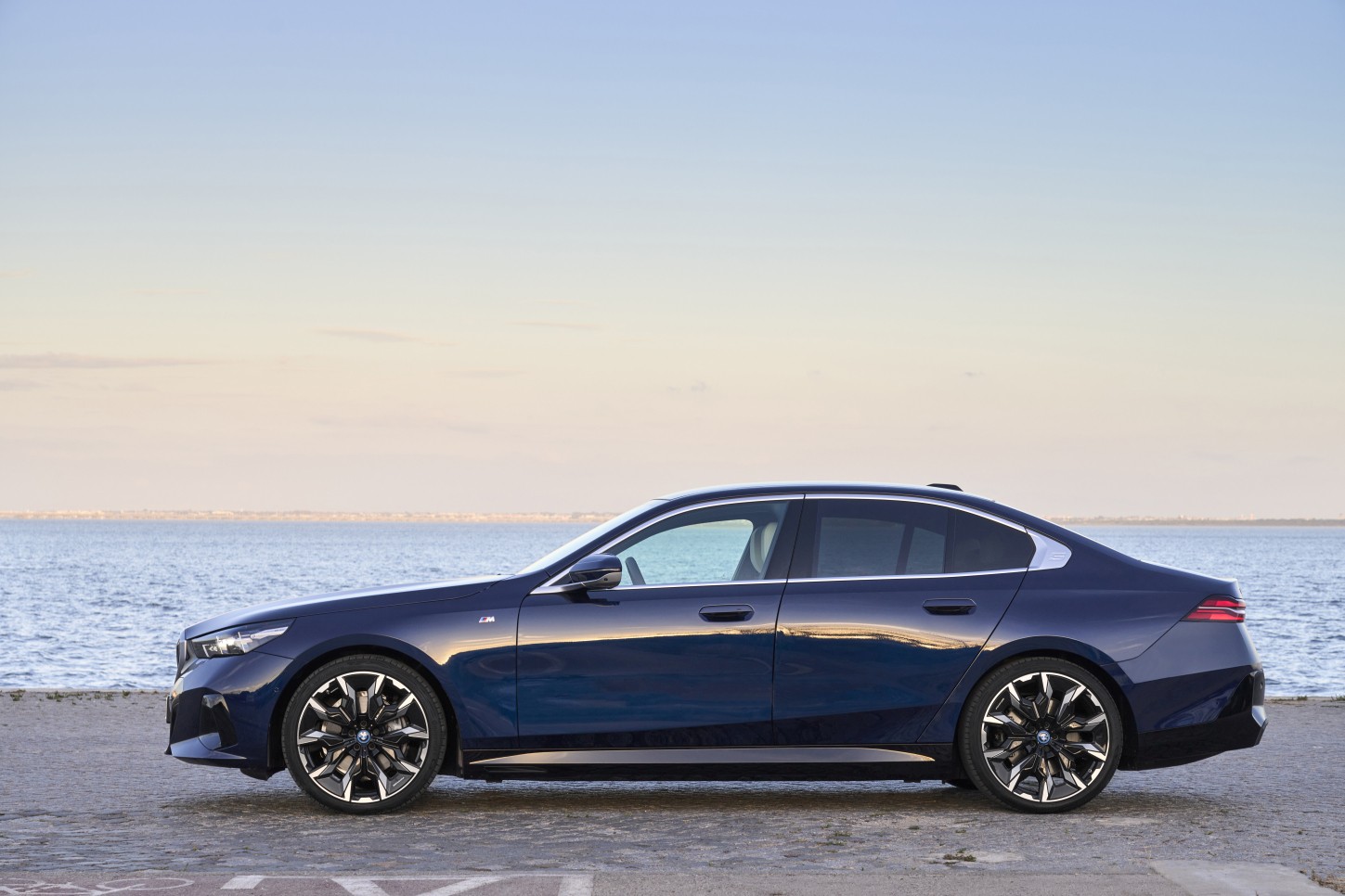 Bmw I5 photo 296