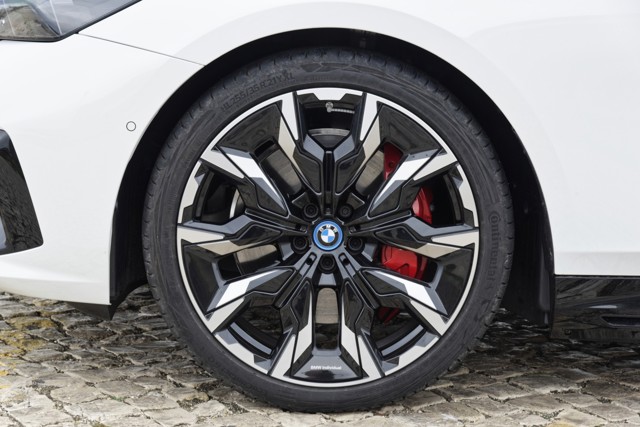 Bmw I5 photo 334