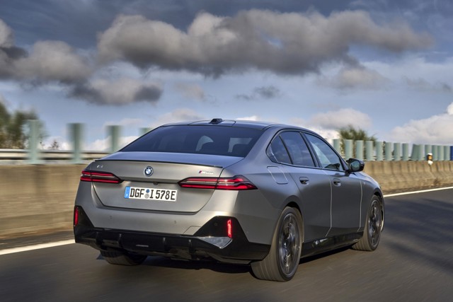 Bmw I5 photo 350