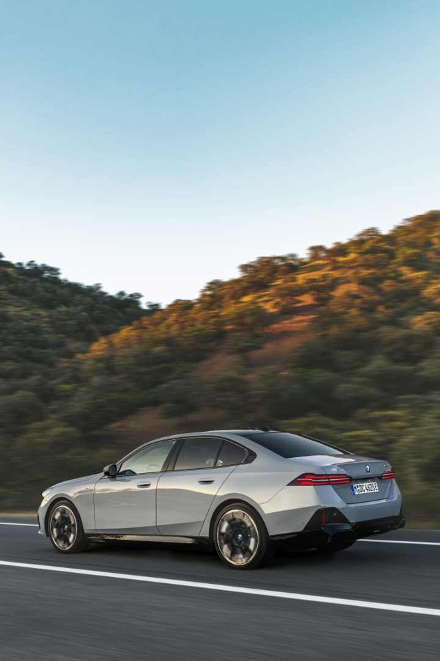 Bmw I5 photo 32