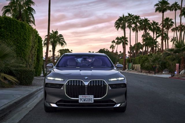 Bmw I7 photo 67