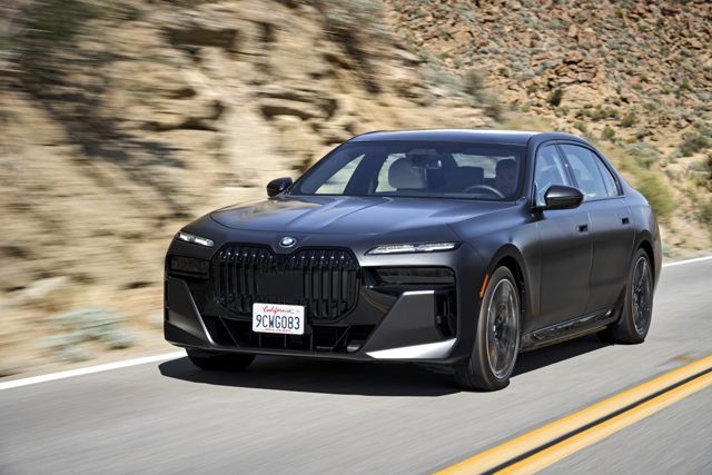 Bmw I7 photo 77