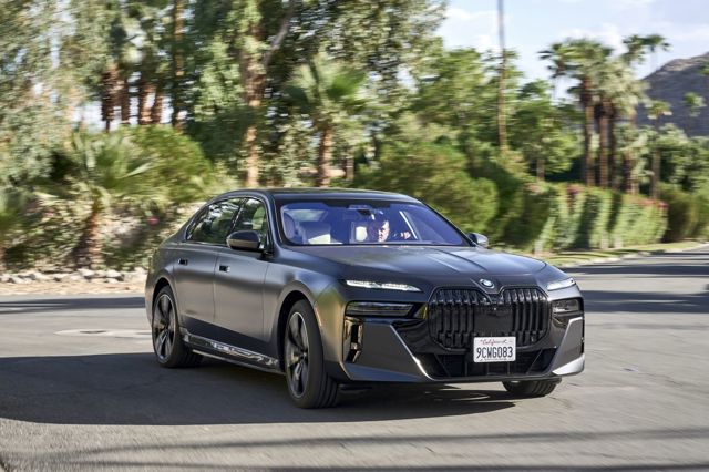 Bmw I7 photo 88