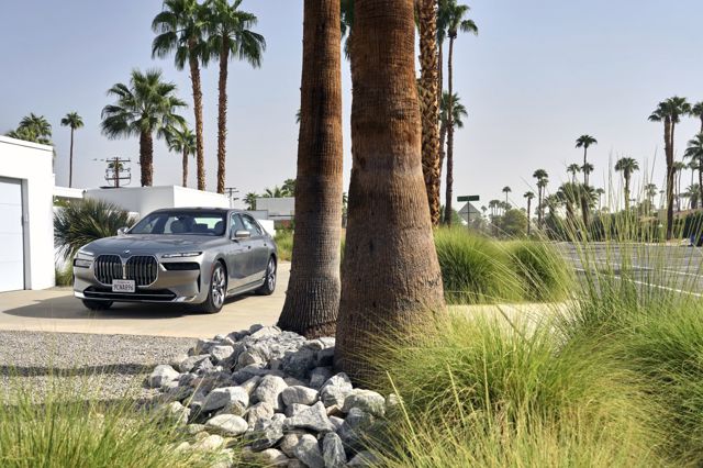 Bmw I7 photo 29