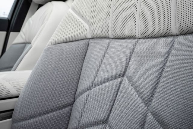 Bmw I7 photo 125