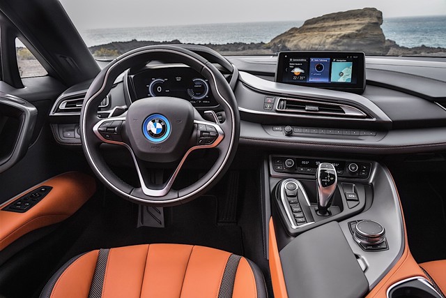 Bmw I8 Roadster foto 41