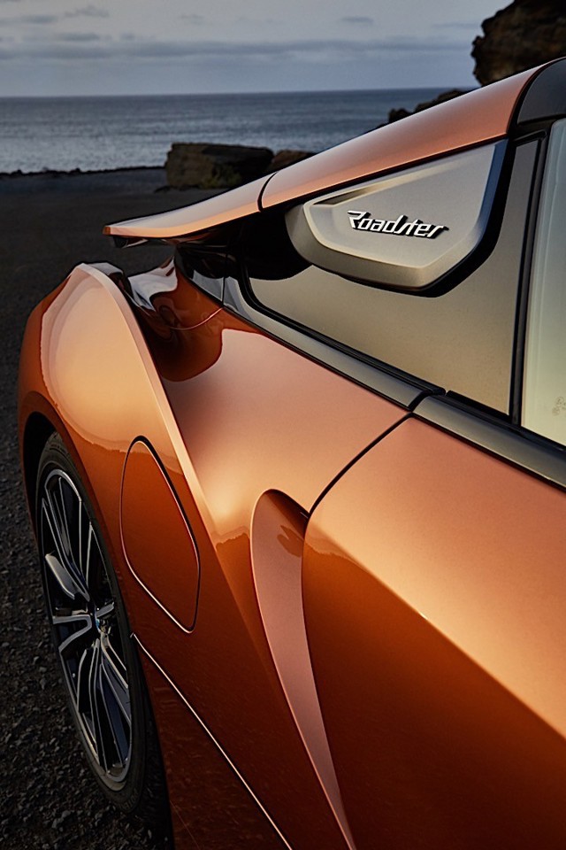 Bmw I8 Roadster foto 15