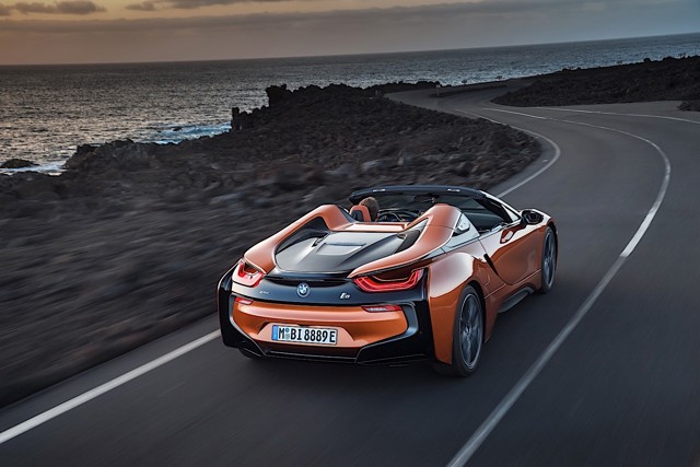 Bmw I8 Roadster foto 4
