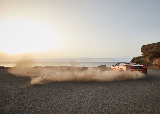 Bmw I8 Roadster foto 25