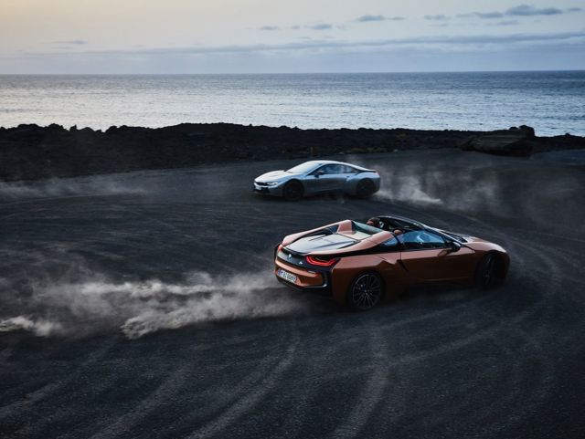 Bmw I8 Roadster foto 27