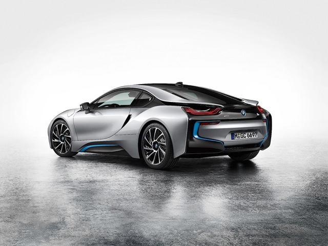 Bmw I8 photo 2
