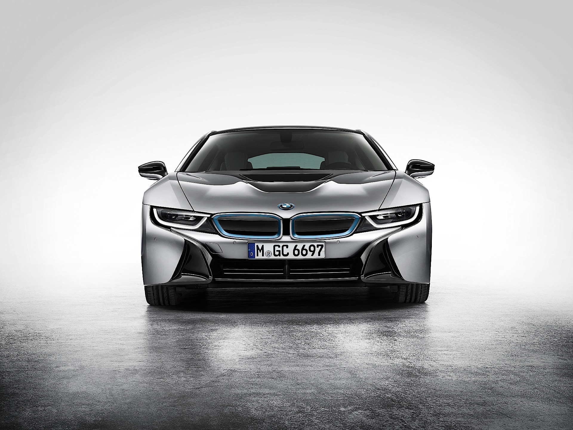 Bmw I8 photo 5