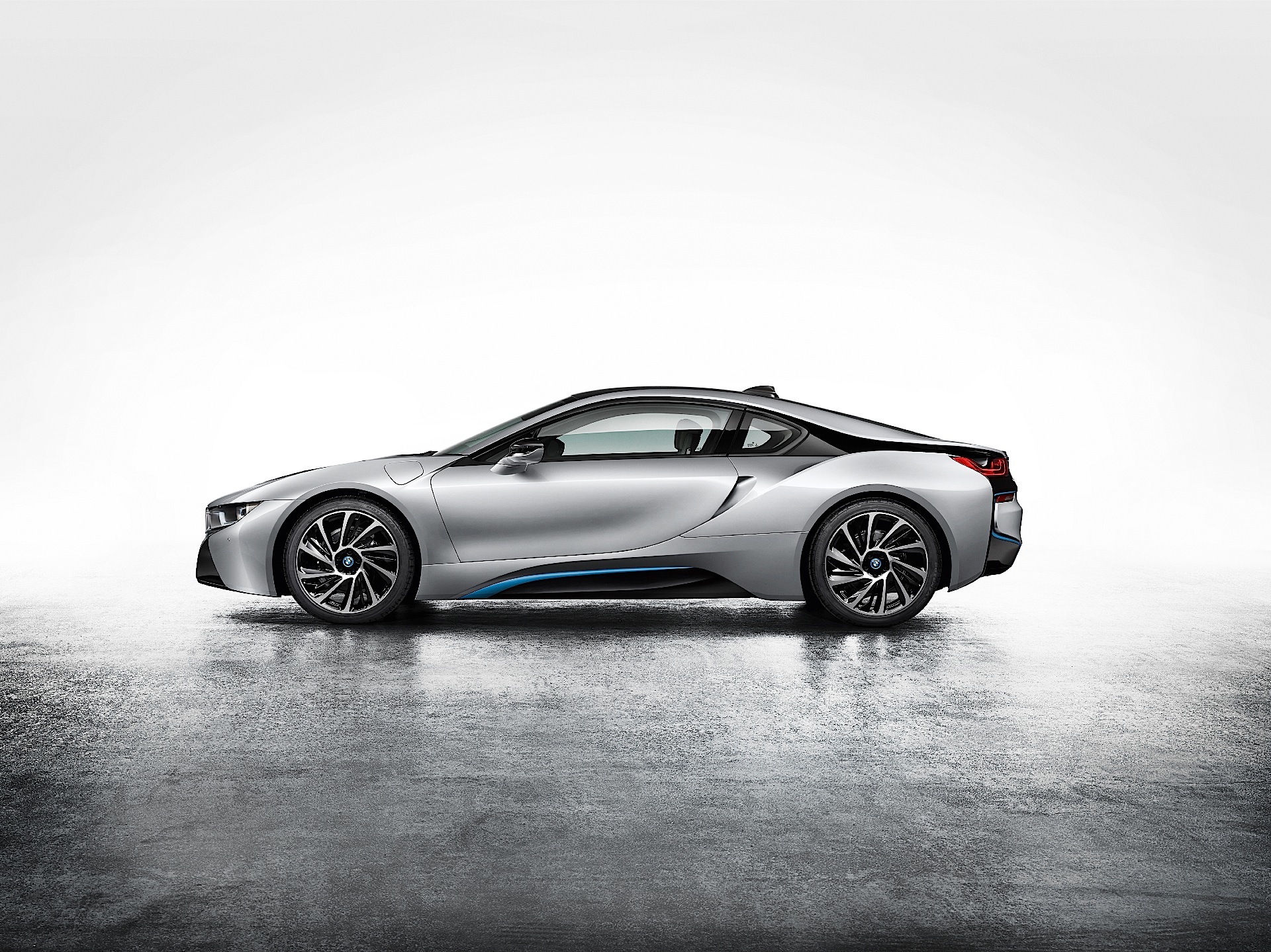Bmw I8 photo 6