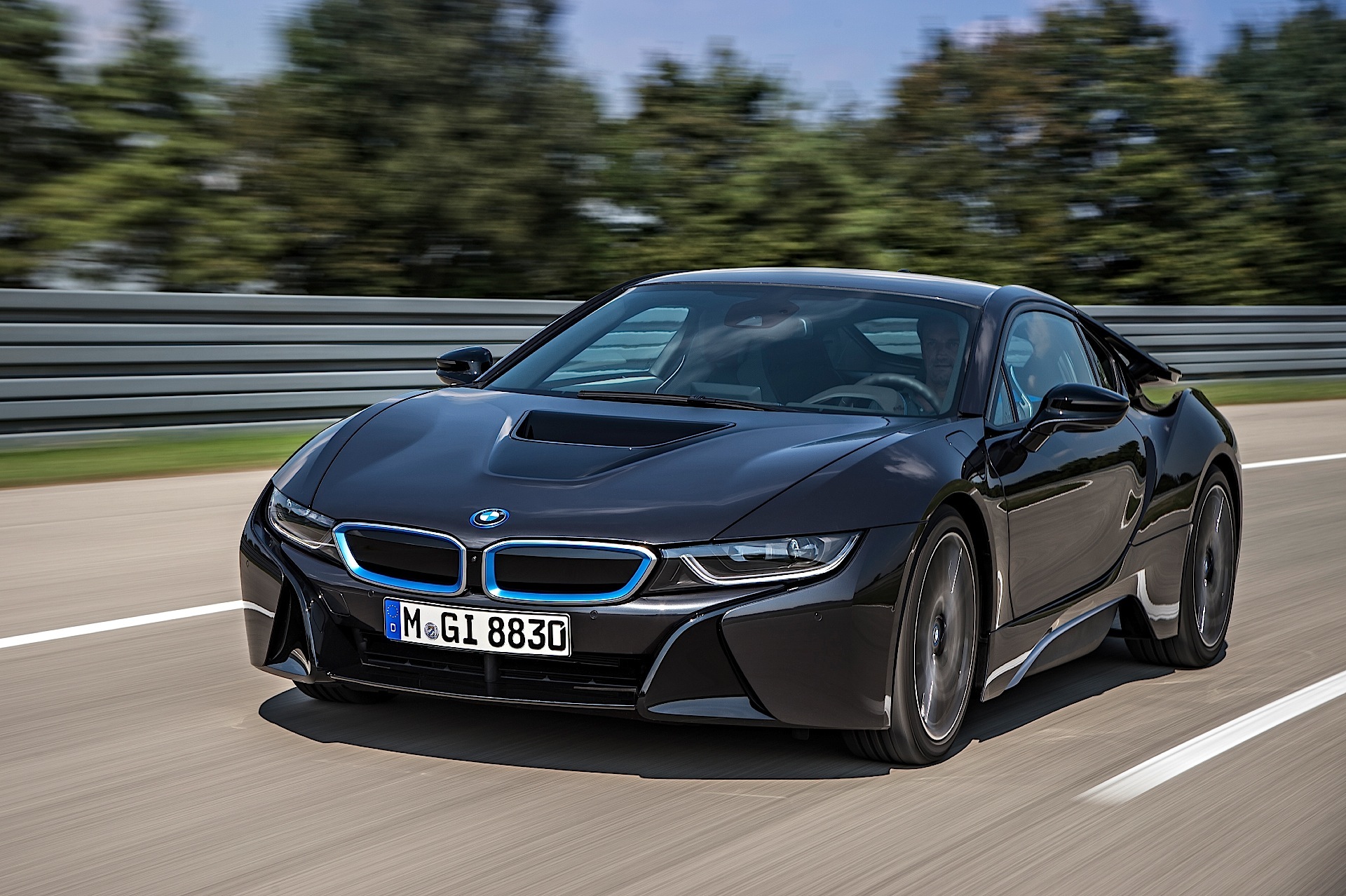 Bmw I8 photo 17