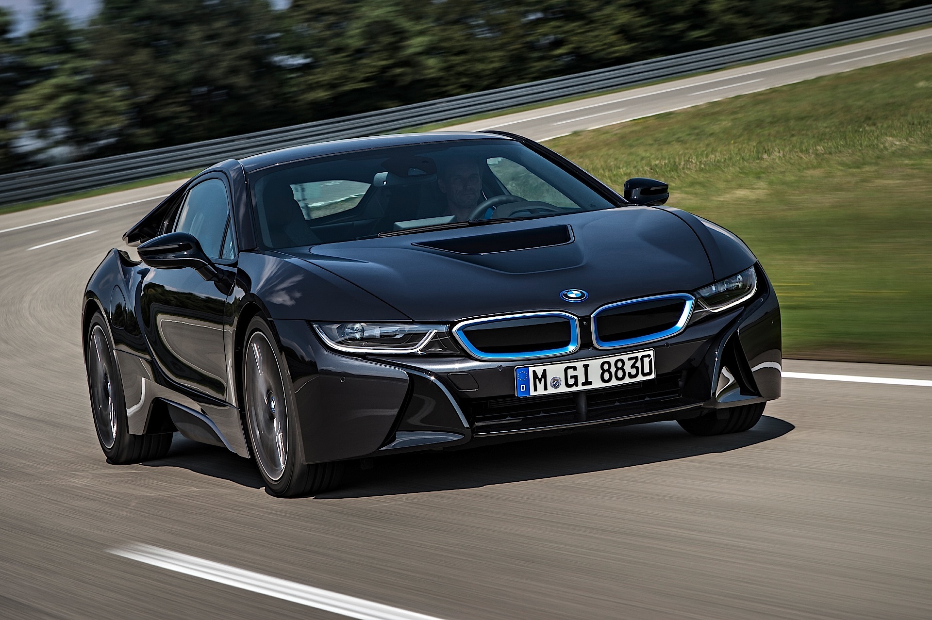 Bmw I8 photo 18