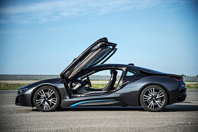 Bmw I8 photo 24