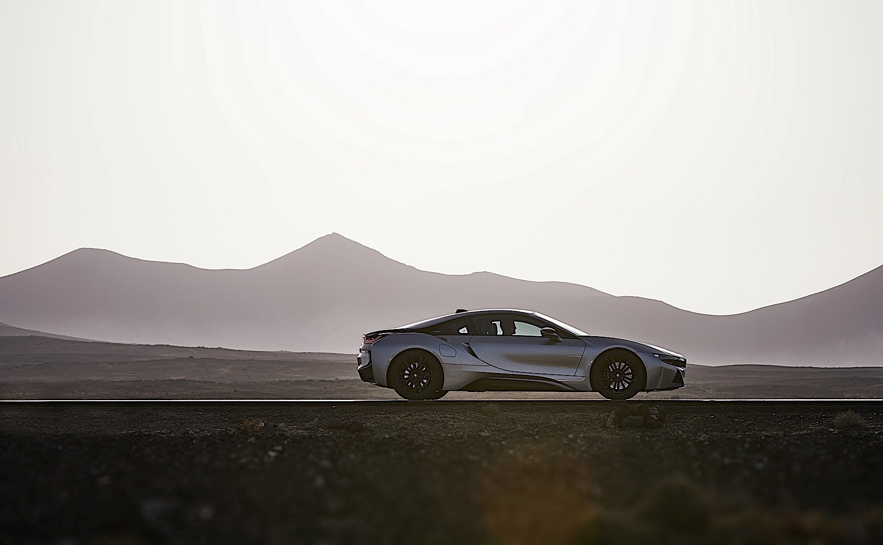 Bmw I8 photo 3