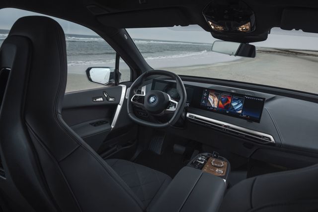 Bmw Ix M photo 70