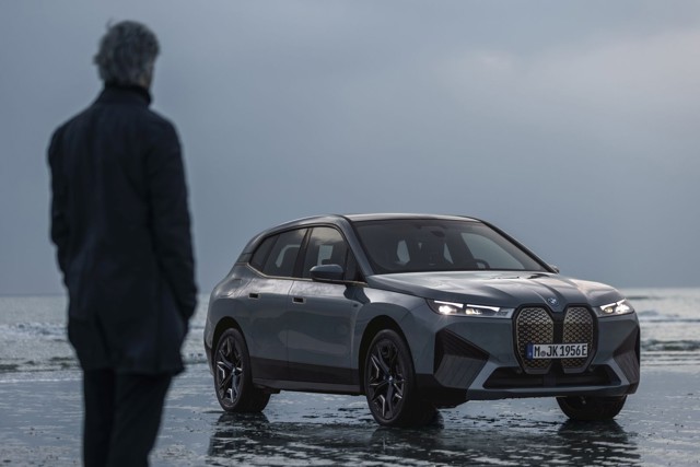 Bmw Ix M photo 3