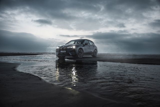 Bmw Ix M photo 13
