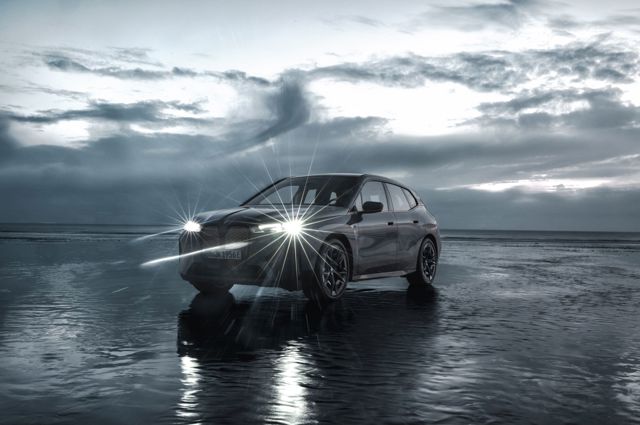 Bmw Ix M photo 19