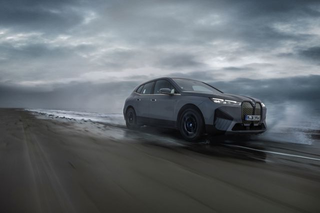 Bmw Ix M photo 23