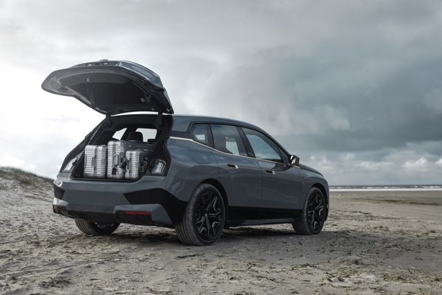 Bmw Ix M photo 29