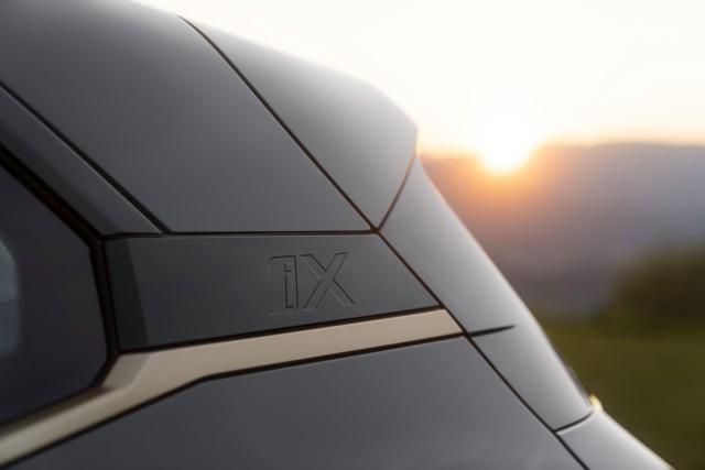 Bmw Ix M photo 60