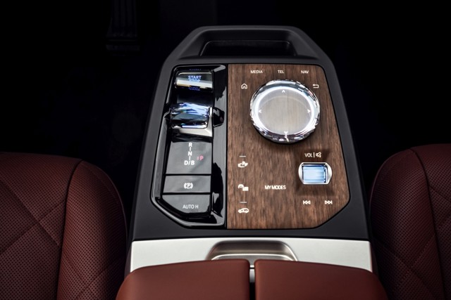 Bmw Ix photo 330