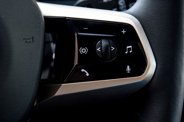 Bmw Ix photo 392