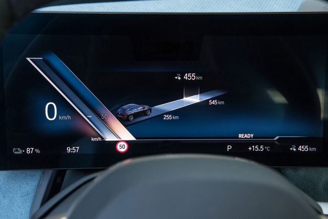Bmw Ix photo 397