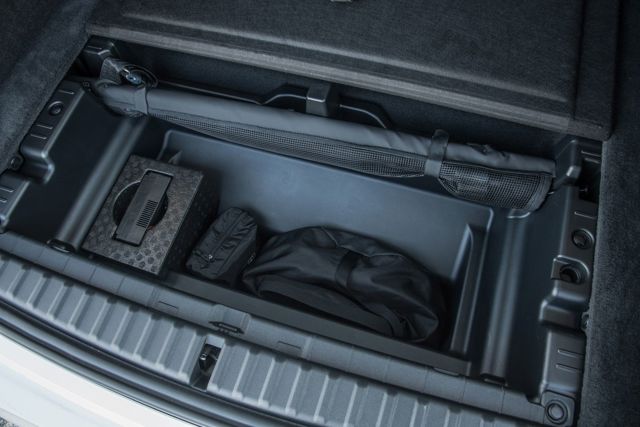 Bmw Ix photo 420